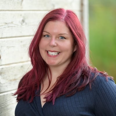 amandalewis-headshot