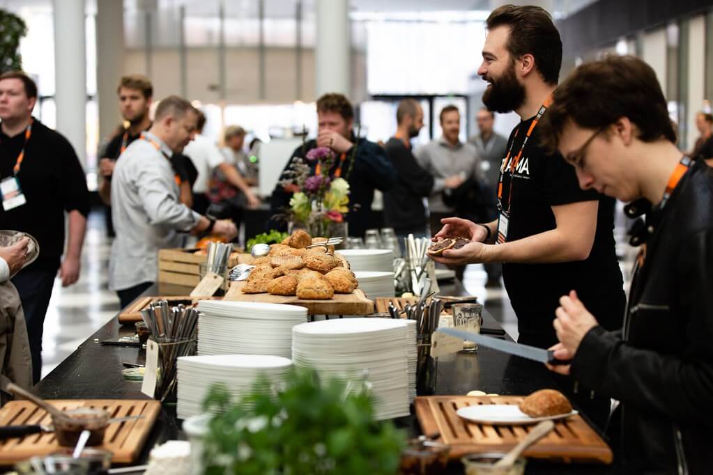 44476330125_b26826bf06_b